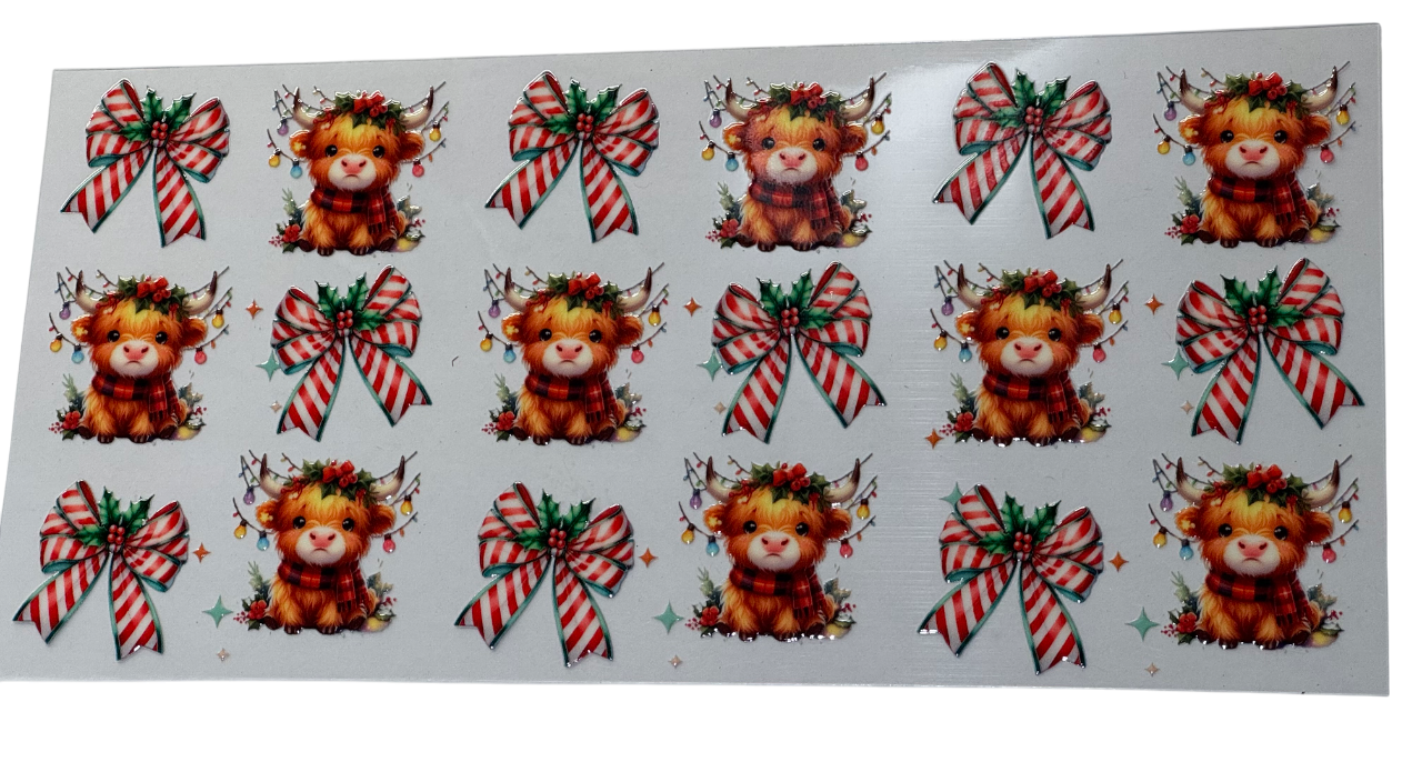 #230 Christmas Highland Cow
